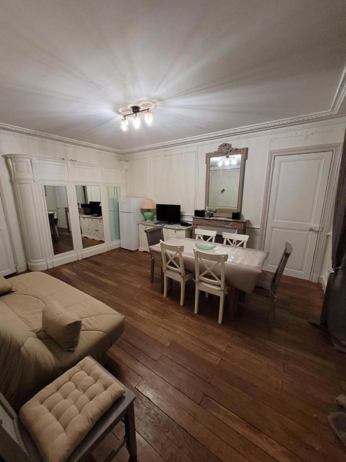 Le Sarciron Appartement Le Mont-Dore Buitenkant foto