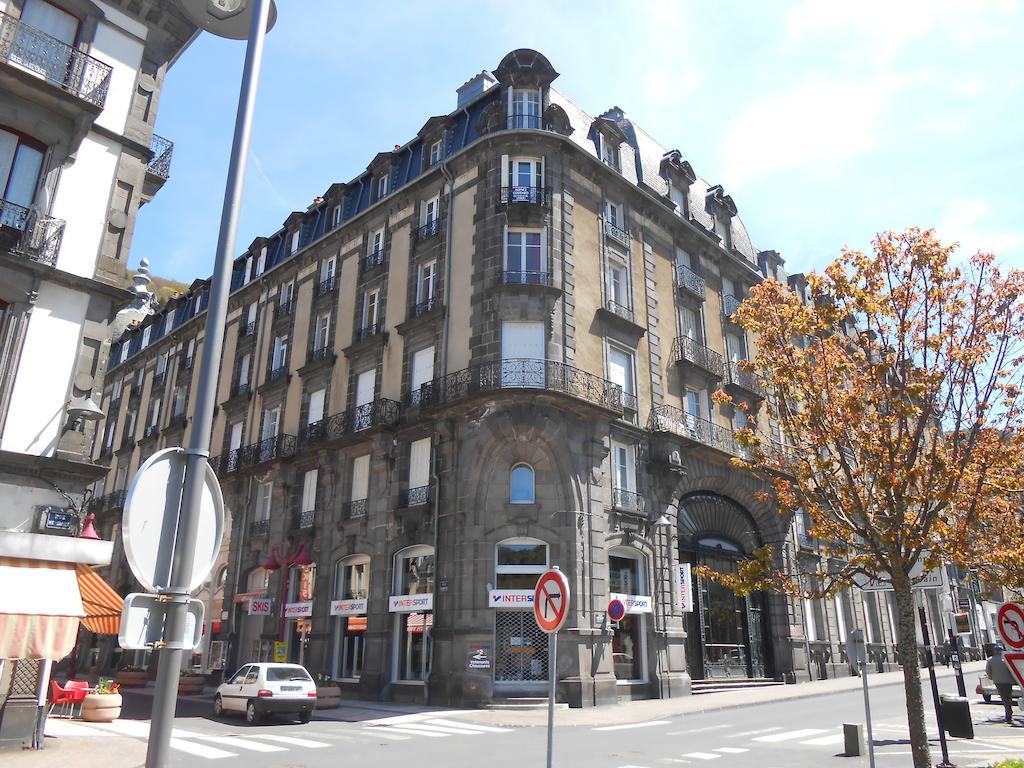 Le Sarciron Appartement Le Mont-Dore Buitenkant foto