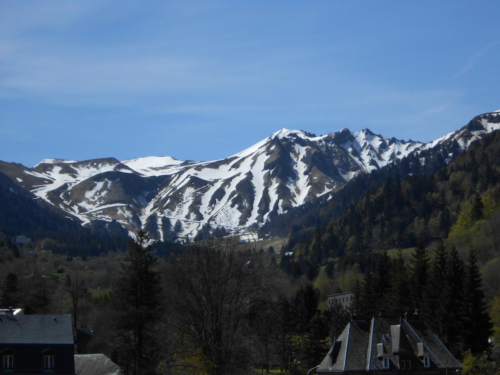 Le Sarciron Appartement Le Mont-Dore Buitenkant foto